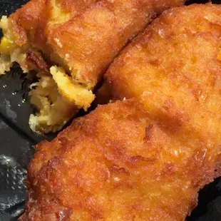 Tamal de elote (fried)