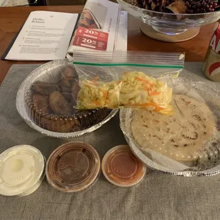 Platanos con Crema y Frijol and pupusas!