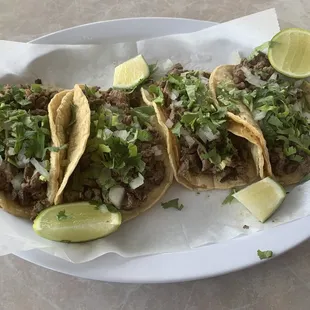 Tacos steak cilantro and onions