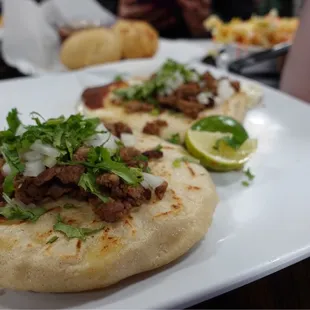 Pupusa taco