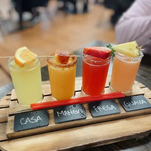 Vuelo de margarita (casa, mango, fresa, guava)