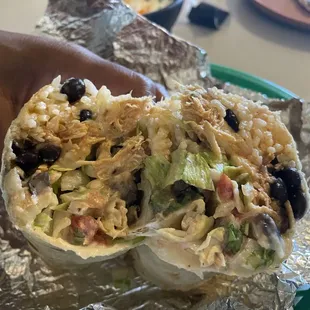 Chicken burrito: Rating: 8/10