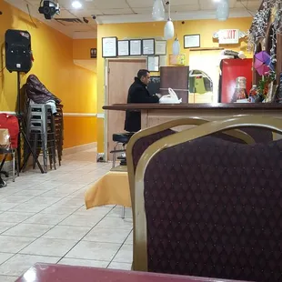 sushi and sashimi, interior