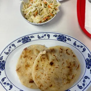 Pupusas Revueltas