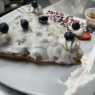Cream cheese with blueberries and strawberries