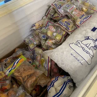 Nuestra yuca congelada y loroco