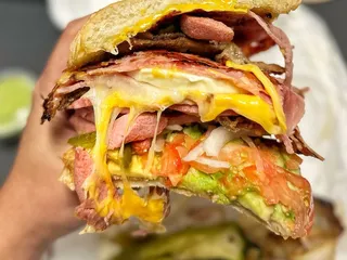 Charly’s Super Tortas Chilangas