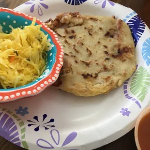 So good Pupusas with curtido and salsa