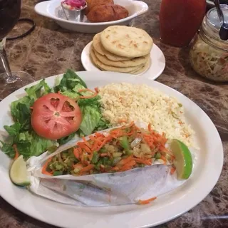 Pescado Empapelado Plate