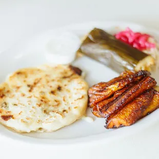 Pupuseria Y Restaurante Platano
