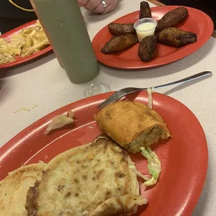 Papuans, empanada and plantains