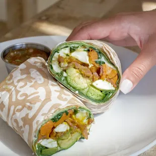 wraps, burrito, burritos and wraps, food