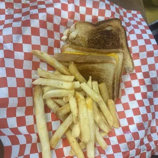 Kids grilled cheese