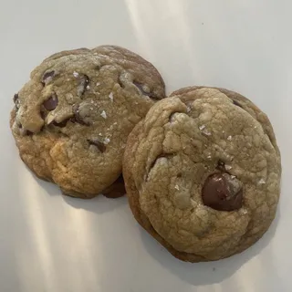 Chrissy's Chocolate Chip Cookie