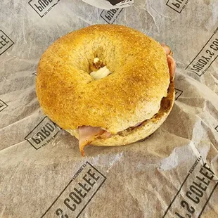 Bagel sandwich