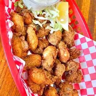 Fried oyster appetizer, tasty!