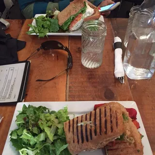 TUNA SANDWICH