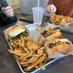 Supreme Burger