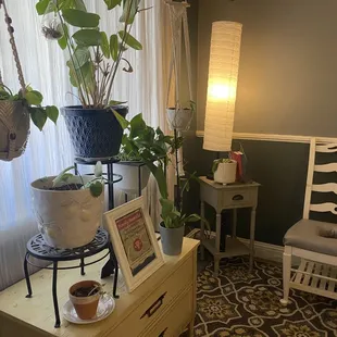 Yoni steam for up to two people with foot massage.