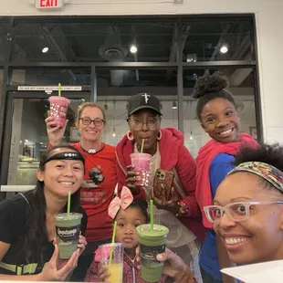 Cuties with Pure Green smoothies!