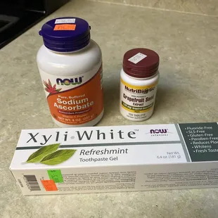 Sodium Ascorbate powdered Vitamin C / Xyli White fluoride-free natural toothpaste in mint flavor /grapefruit seed extract tabs