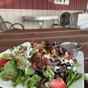 Seasonal strawberry fields salad July 2023