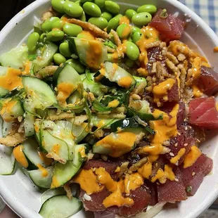 Tuna poke bowl