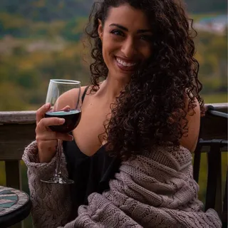 Sthevanie L.