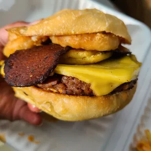 Sac Vegan Chef Challenge 2021: JUST a friend burger