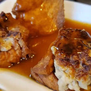 food, chicken wings and fried chicken