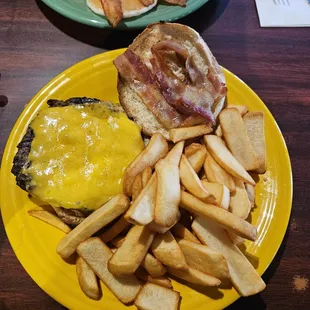 Bacon Cheeseburger