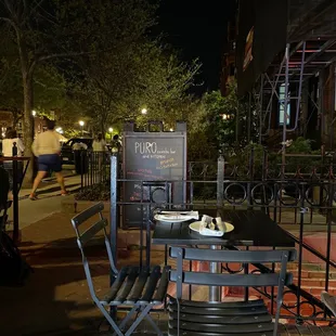 Adorable outdoor seating