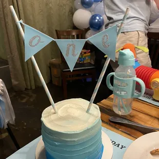 Smash cake for first birthday