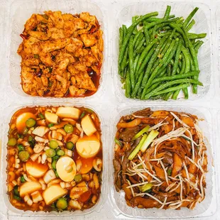 Szechuan style black pepper chicken, 5/5; Salt &amp; pepper green beans, 5/5; Fuzhou tofu, 5/5; Beef chow fun, 3/5. IG: @take.a.bite.with.me