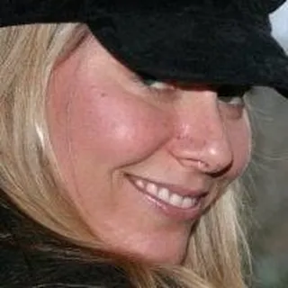 April M.