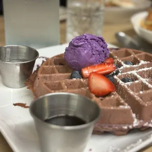 Ube Waffle &amp; Ice Cream vg