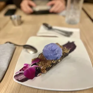 bread pudding + ice cream