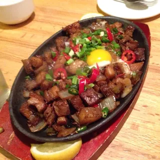 Sizzling Sisig