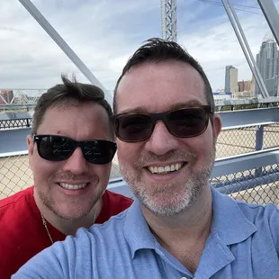 Chris H. &amp; Les R.