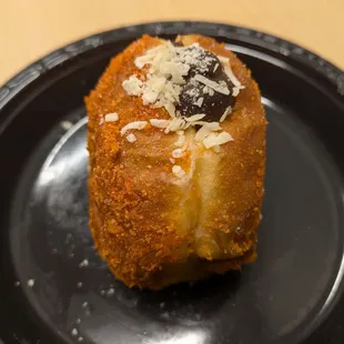@endoedibles on Instagram 09/20/24
 
 Choco Butternut Brioche Donut