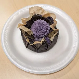 @endoedibles on Instagram 09/12/24
 
 Ube Burnt Cheesecake
