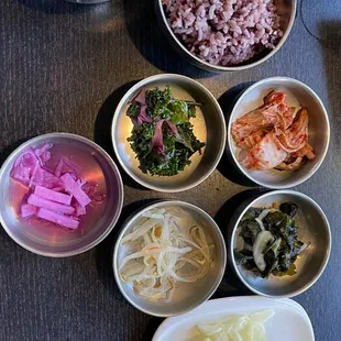 Complimentary side dishes and these come with from BBQ beef short ribs.