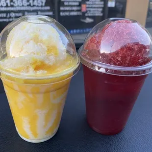 Vanilla with condensed milk and cherry. Vainilla con lechera y cereza.