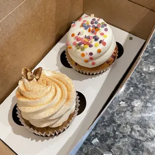 Walnut carrot cupcake vegan and a Confetti cupcake