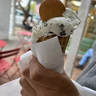 Stracciatella cone