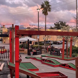 Putter's Miniature Golf