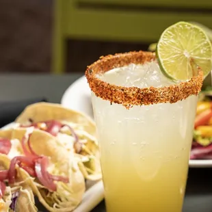 Delicious food and drinks at Bar19