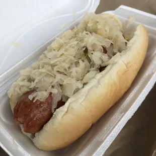 Hot met with kraut and mustard