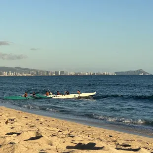 Downtown Honolulu, Waikiki, Diamond Head, canoe