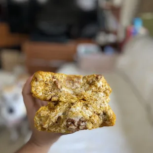 Pumpkin Sage bread ($8)  IG: @ohmyono